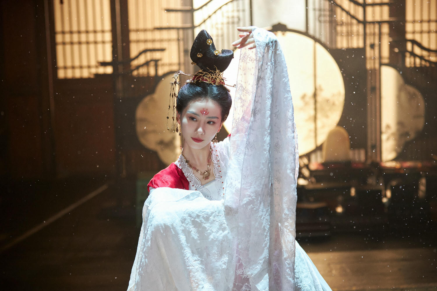 古裝劇《一念關山》3大必看亮點！劉詩詩開場熱舞、劉宇寧拒絕床咚霸佔熱搜？！