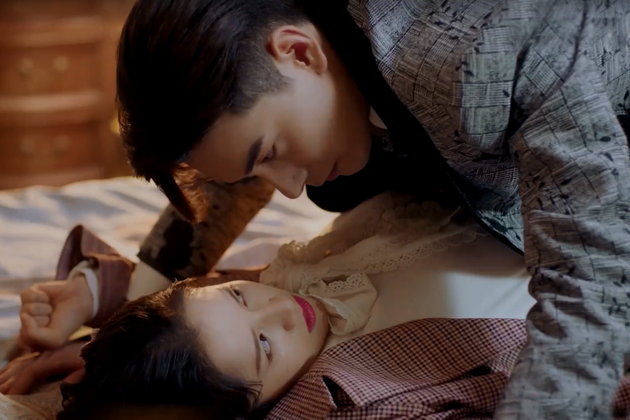 《一見傾心》尺度超惹火！陳星旭、林彥俊軍裝對決，對張婧儀見面就「咚」！