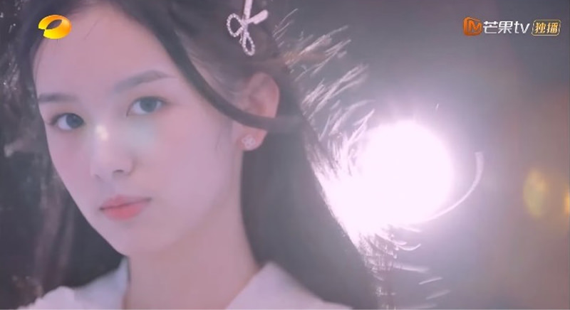 選秀成新人戰場！楊冪公司王藝瑾有望成為下一個熱巴？PK趙麗穎的這位人氣師妹！