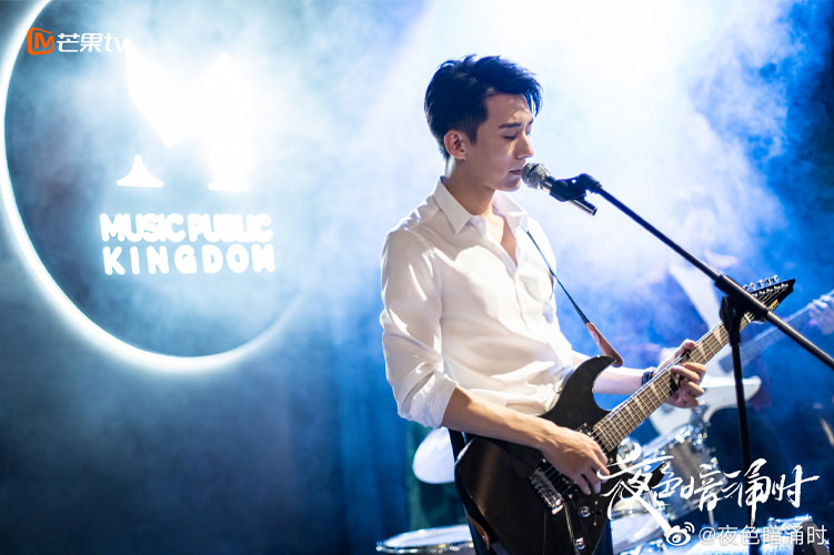 《夜色暗湧時》張予曦 劉學義「禁慾風」肢體+眼神電暈觀眾!劇情卻遭嫌「古早味言情風」? - 第3張圖 《夜色暗湧時》張予曦 劉學義「禁慾風」肢體+眼神電暈觀眾!劇情卻遭嫌「古早味言情風」?