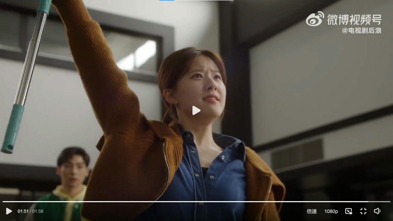 《後浪》今日開播，趙露思時裝新劇變中醫生，搭檔與新生代演員羅一舟！- 陸劇星球