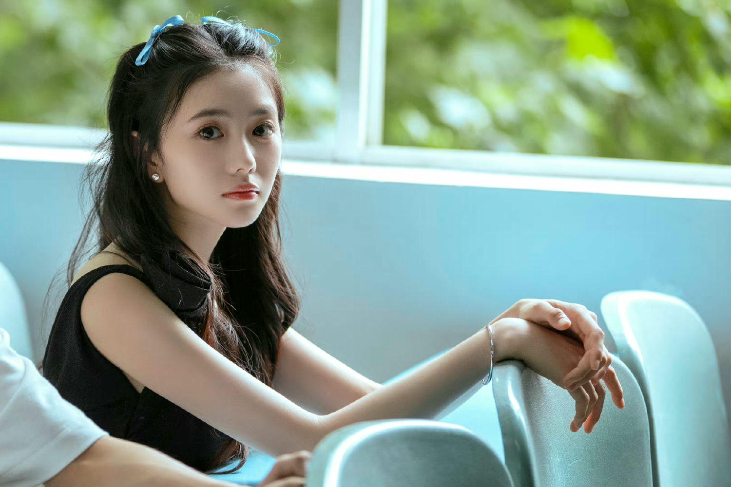 盤點8位待爆「00後小花」|向涵之、包上恩崛起!孫珍妮、趙今麥衝刺當頂流!? - 第5張圖 盤點8位待爆「00後小花」|向涵之、包上恩崛起!孫珍妮、趙今麥衝刺當頂流!?