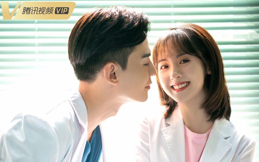 盤點7位高顏值白大掛帥醫生,唐曉天、丁禹兮、龔俊才貌兼具,你最想讓誰當主治醫師? - 第15張圖 盤點7位高顏值白大掛帥醫生,唐曉天、丁禹兮、龔俊才貌兼具,你最想讓誰當主治醫師?