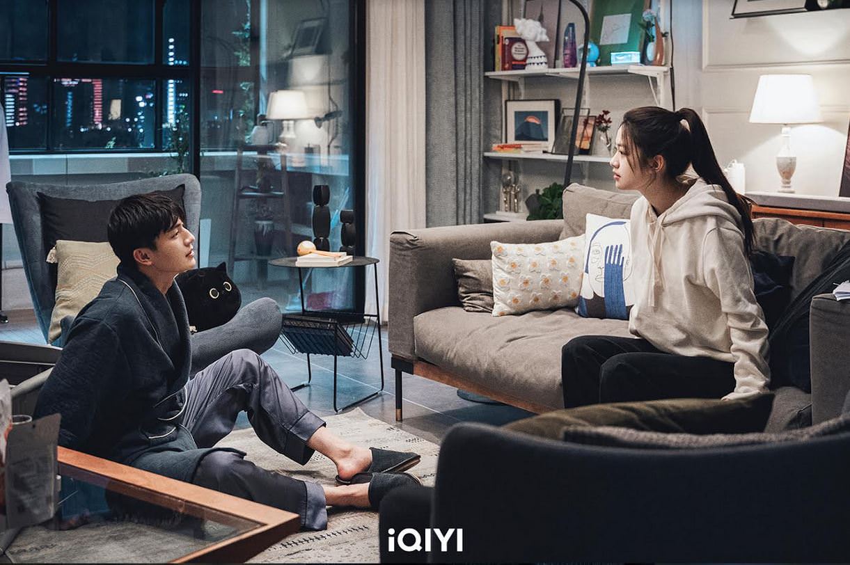 《我的秘密室友》戀戀劇場壓軸登場！楊旭文、向涵之「床上初見」 談跨時空戀愛