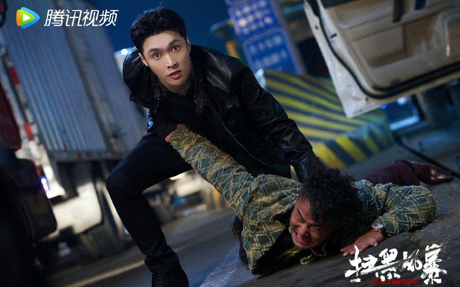 暑期爆款神劇多！這３部上線24小時播放量破億！楊洋這部討論度最高，大家都跟上了嗎？