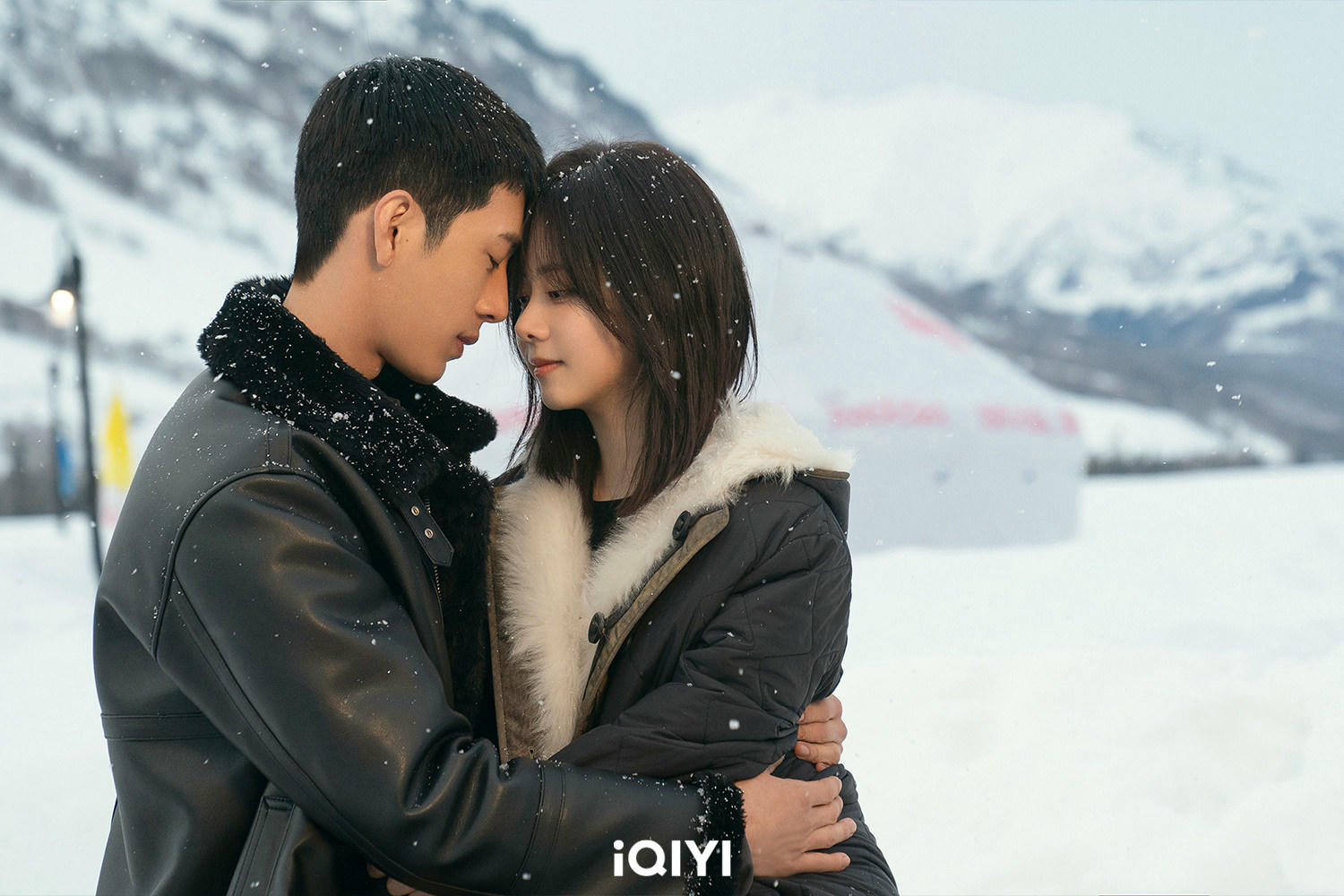 7部「墨寶非寶」必看IP陸劇｜爆款保證，《親愛的熱愛的》《很想很想你》甜度超標！