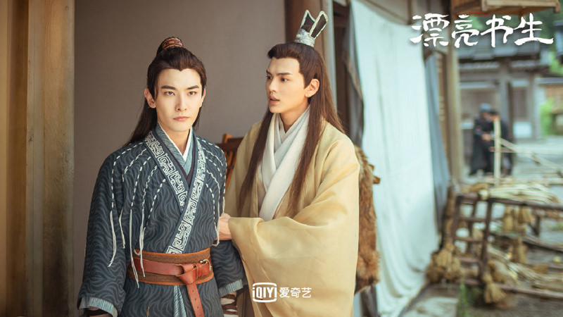 《漂亮書生》宋威龍畢雯珺都在狂發「勾魂電波」！你被這幾幕幼稚爆笑劇情收服了嗎？