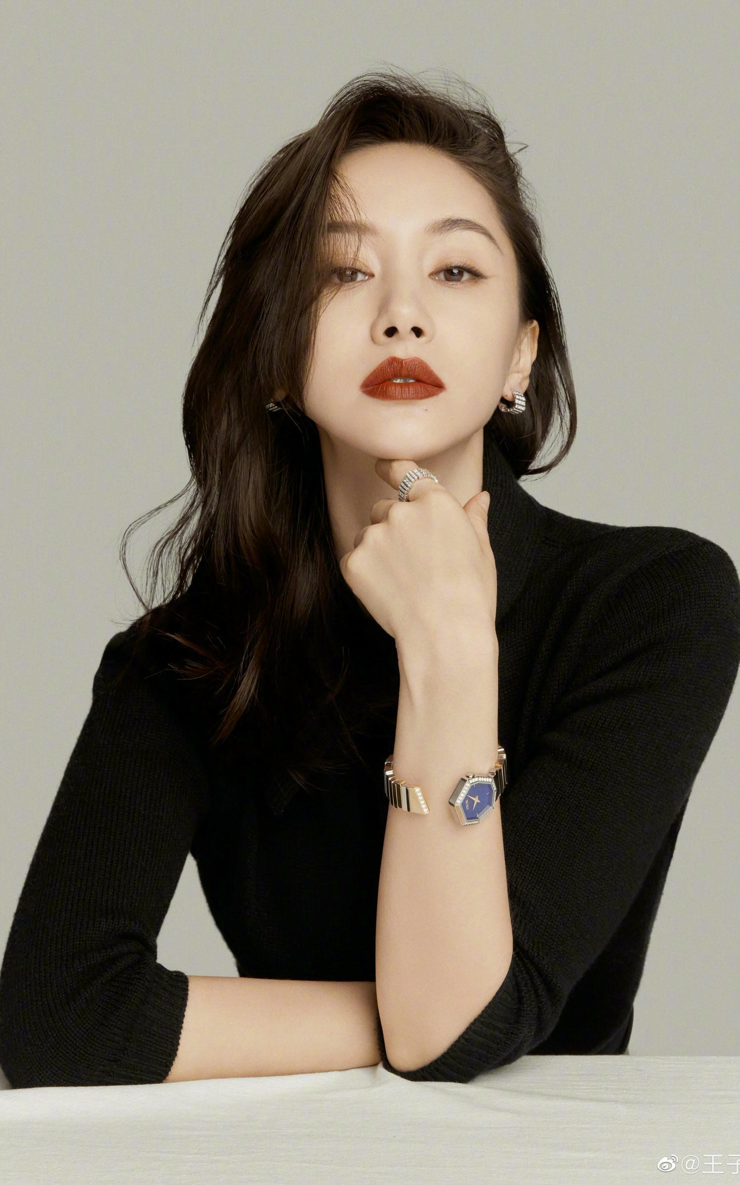 盤點今年第1季的６顆「驚天演藝圈大瓜」！張雨劍華晨宇有喜訊，她的簡直摧毀三觀，你吃了幾顆瓜？！