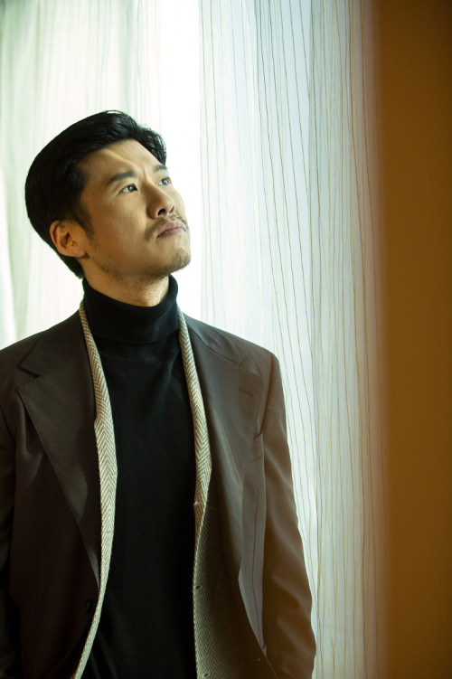 《暴風眼》楊冪母雞帶小雞!張彬彬揪團拍戲,旗下男神竟是他最得寵?! - 第8張圖 《暴風眼》楊冪母雞帶小雞!張彬彬揪團拍戲,旗下男神竟是他最得寵?!