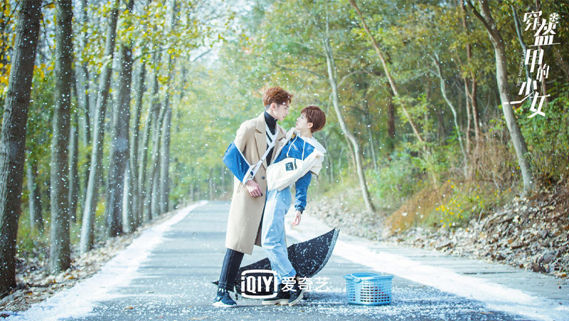 《穿盔甲的少女》陳瑤新劇男裝演出　與官鴻打冰上曲棍球ＰＫ英姿，卻意外揭穿身分！？